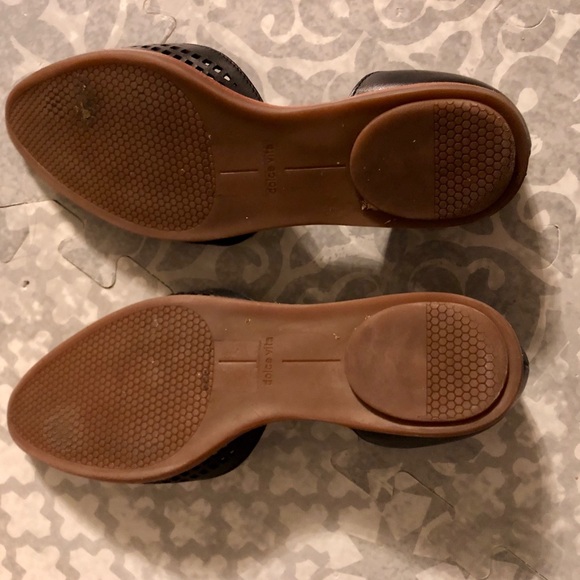 Dolce Vita Paige Flats Perforated Pointy Toe - Picture 4 of 4